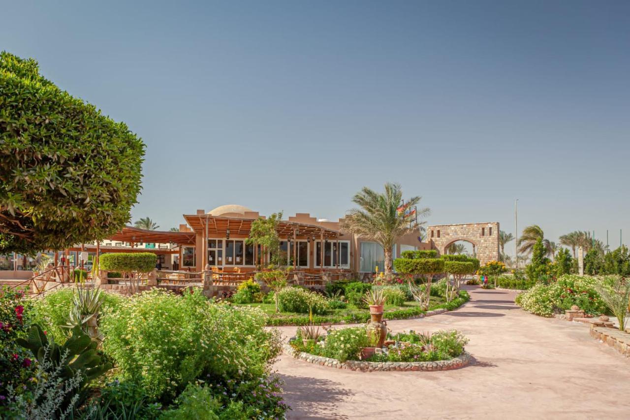 Silver Boutique (adults Only) El Qoseir